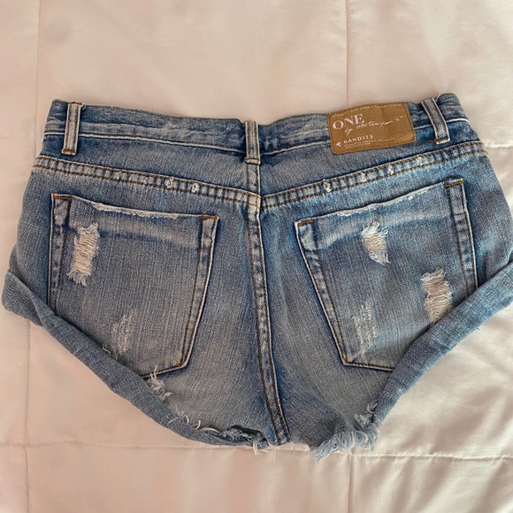 One Teaspoon Bandits - Picture 2 of 3